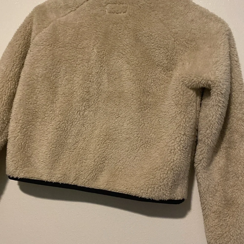 Converse cream black trimmed full zip up fuzzy sherpa cozy jacket coat